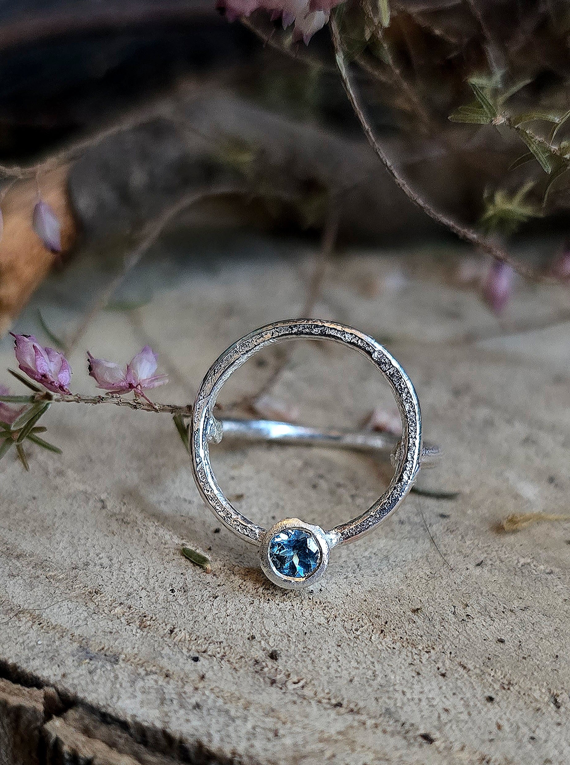 Large Circle of Light Ring
