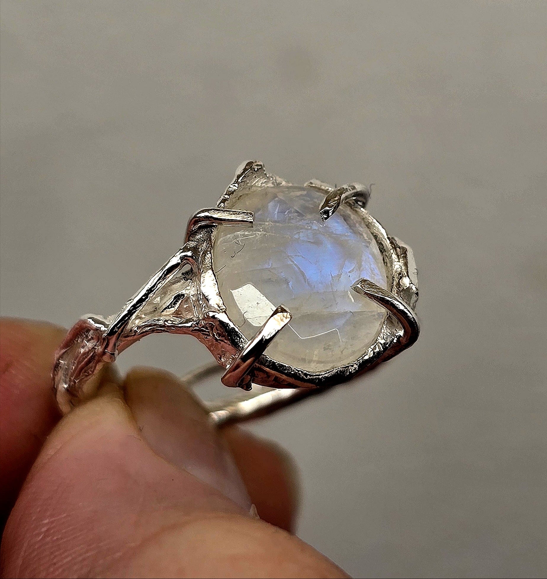 Aeris Ring in Silver