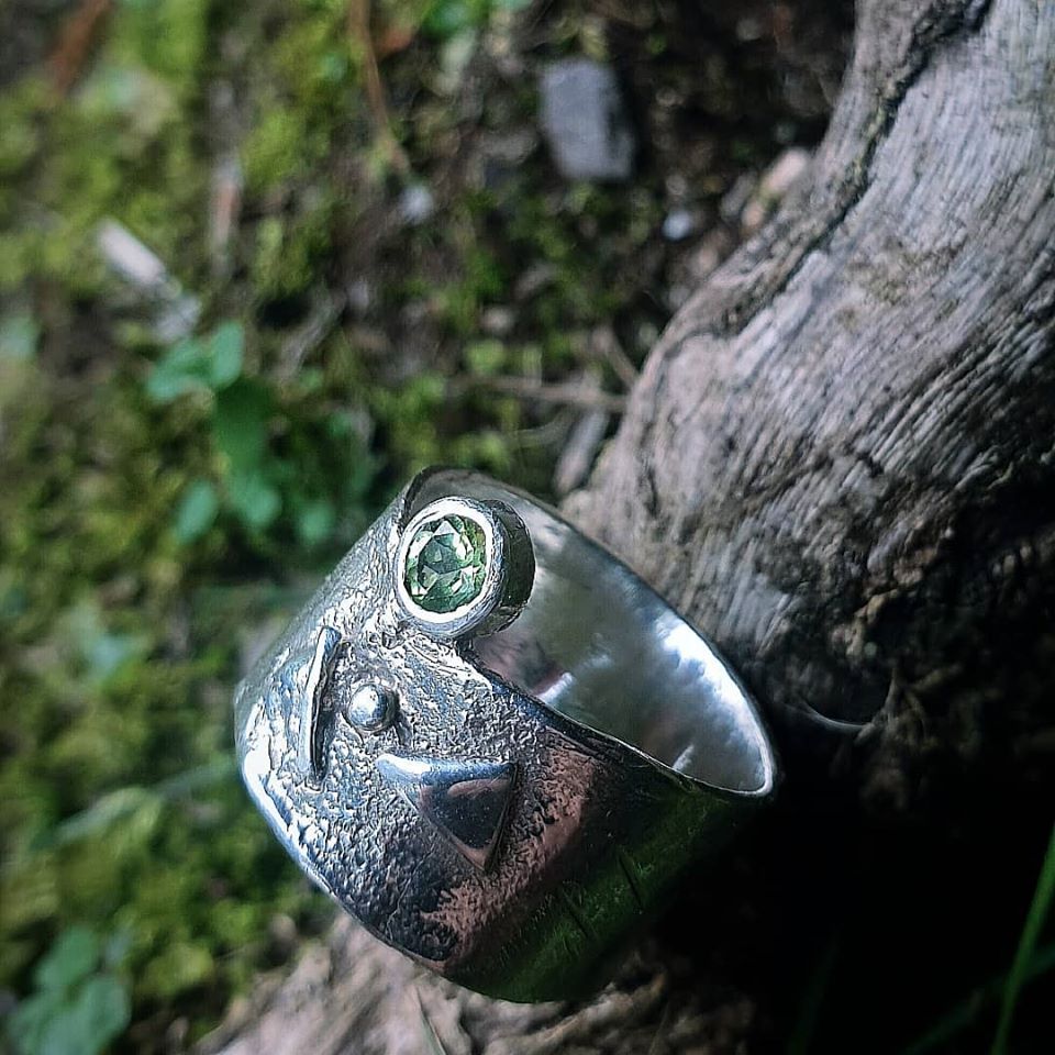 Peridot Guardian Ring